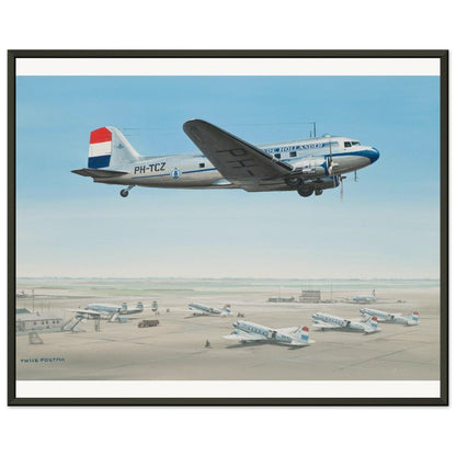 Thijs Postma - Poster - Douglas DC-3 KLM PH-TCZ Low Pass - Metal Frame Poster - Metal Frame TP Aviation Art 40x50 cm / 16x20″ 