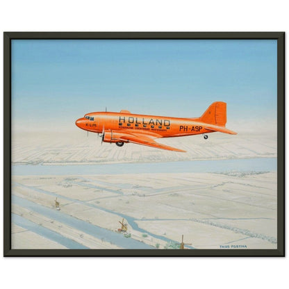 Thijs Postma - Poster - Douglas DC-3 KLM PH-ASP Flying Above The Snow - Metal Frame Poster - Metal Frame TP Aviation Art 40x50 cm / 16x20″ Black 