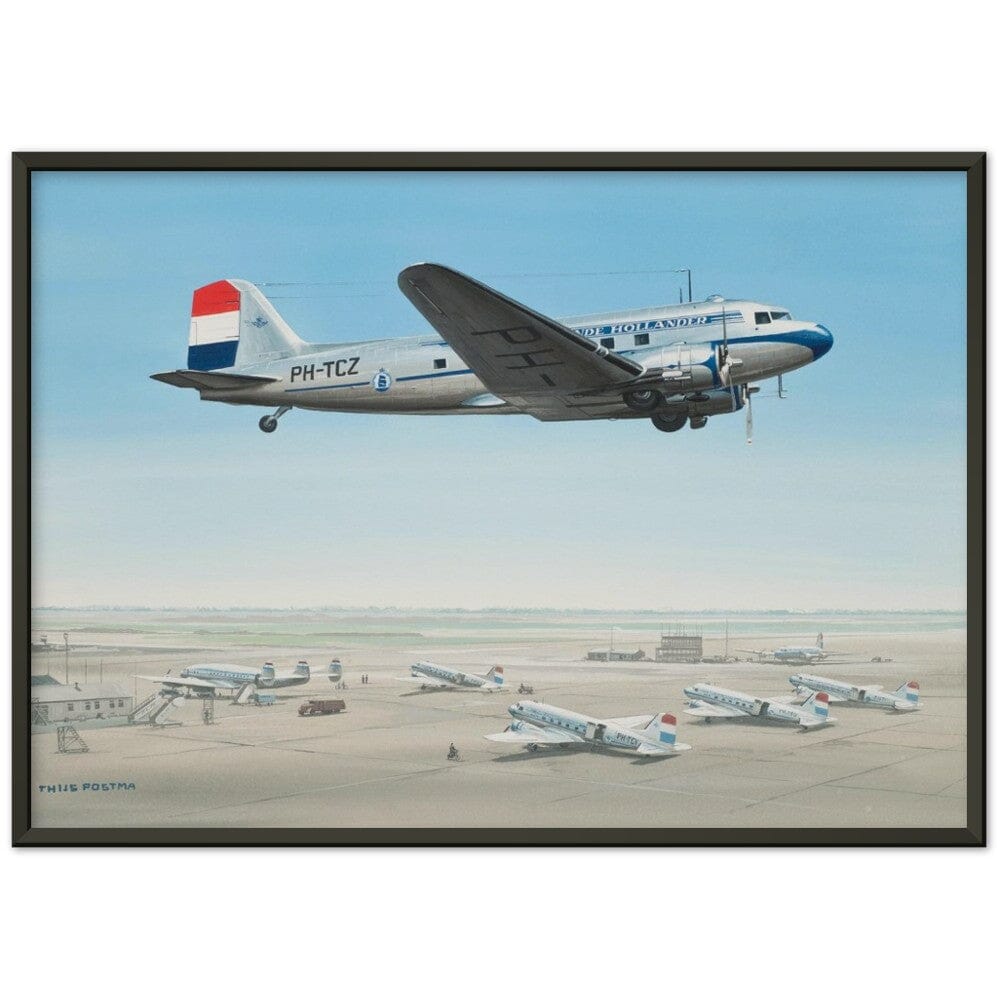 Thijs Postma - Poster - Douglas DC-3 KLM PH-TCZ Low Pass - Metal Frame Poster - Metal Frame TP Aviation Art 50x70 cm / 20x28″ Black 