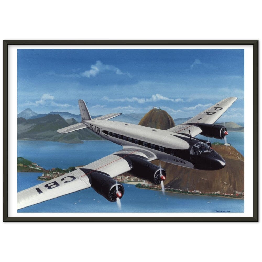 Thijs Postma - Poster - Focke-Wulf Fw 200 Condor 'Abaitara' Rio de Janeiro - Metal Frame Poster - Metal Frame TP Aviation Art 50x70 cm / 20x28″ Black 